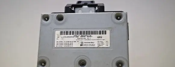 Mercedes-Benz E W212 Head unit multimedia control A1729009302 A2049015902 A2049026002