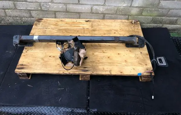 Mercedes-Benz E W212 Tow bar set