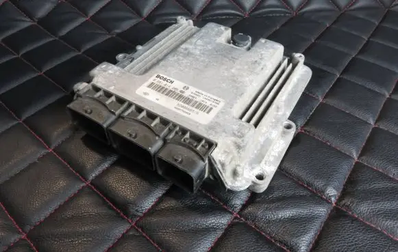 Renault Trafic II (X83) Engine control unit/module 0281014208 8200752059 8200666516