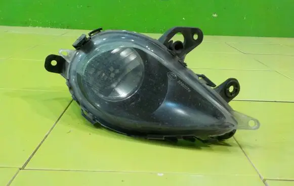 Opel Zafira C Front fog light 662588537 PRAWY