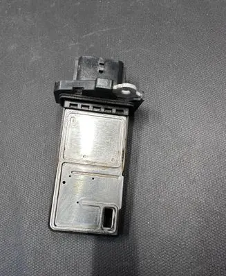 Infiniti FX Mass air flow meter 226807S000 AFH70M38 2X02S