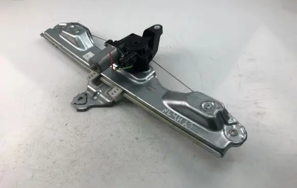 Renault Kadjar Front door electric window regulator 827014EA0A