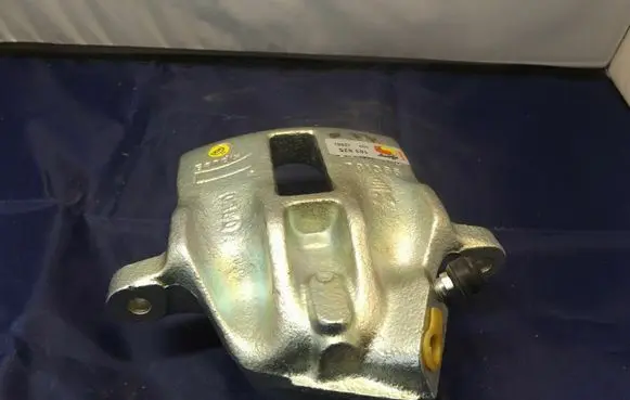 Fiat Punto (176) Front brake caliper 0204103525 791445 BOSCH