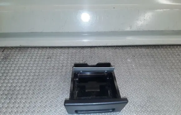 Honda CR-V Car ashtray 
