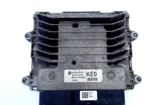 KIA Sportage Engine control unit/module 954402DKE0 954412DKE0
