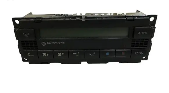 Volkswagen PASSAT B5.5 Climate control unit