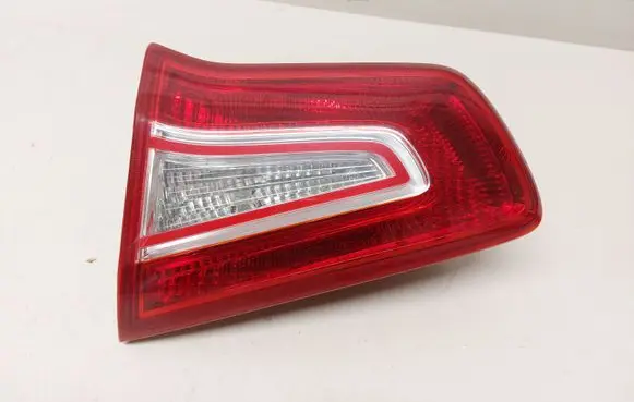KIA Sportage Tailgate rear/tail lights