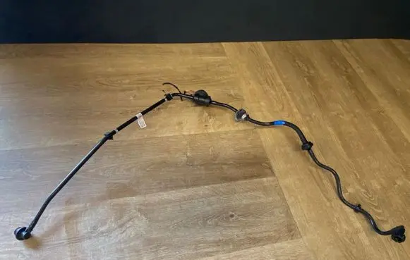 Land Rover Discovery Sport Vacuum line/pipe/hose Hj329c490cc