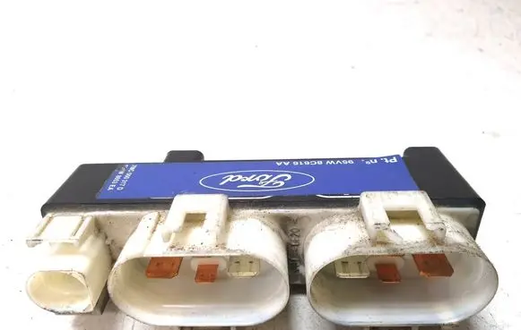 Ford Galaxy Coolant fan relay 7M0000317D