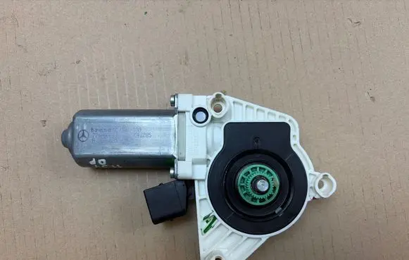 Mercedes-Benz E C207 W207 Front door window regulator motor A2078200642