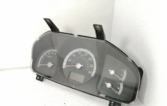 KIA Sportage Speedometer (instrument cluster) 940010Z130