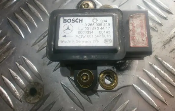 Mercedes-Benz A W168 ESP acceleration yaw rate sensor 0265005219 LU0015404417
