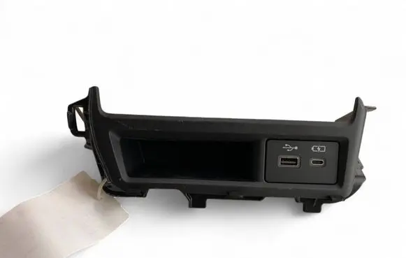 Lexus NX USB socket connector 8619078020