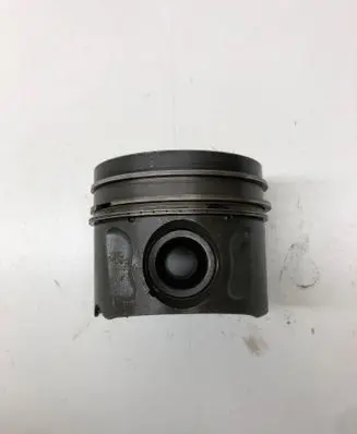 Jaguar XF X250 Piston 0849D