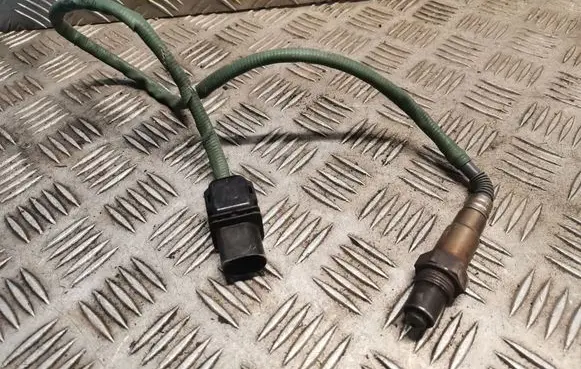 Mercedes-Benz C W204 Lambda probe sensor 0075420218
