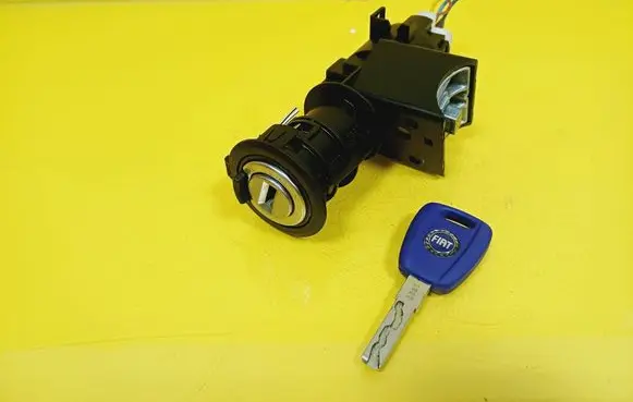 Fiat Punto (188) Ignition lock 