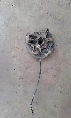 Jeep Grand Cherokee Rear wheel hub spindle/knuckle 04877112AB