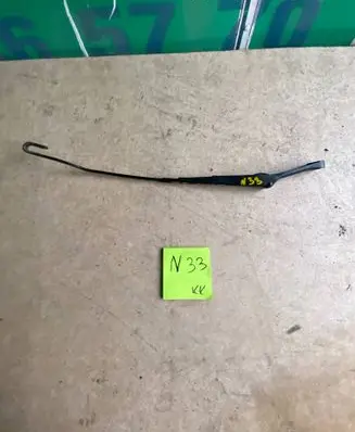 Volkswagen PASSAT B5 Front wiper blade arm 183139 AL231