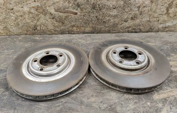 Jaguar XJ X350 Front brake disc