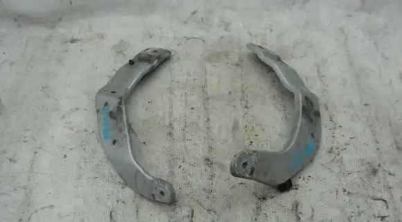 Citroen C4 Grand Picasso Fender mounting bracket brak