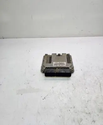 Volkswagen PASSAT B6 Engine control unit/module 06F906056