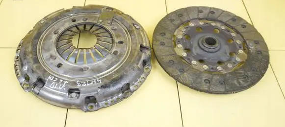 Mercedes-Benz Vito Viano W447 Clutch set kit 4HTR3