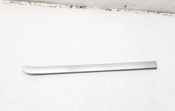 Volkswagen Touran I Dashboard glove box trim 1T1858415C