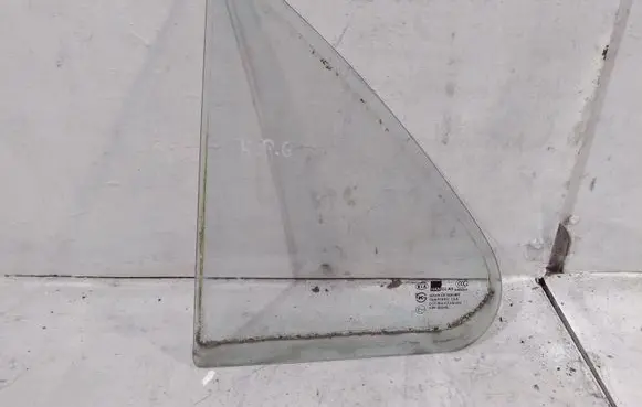 Rear vent window glass