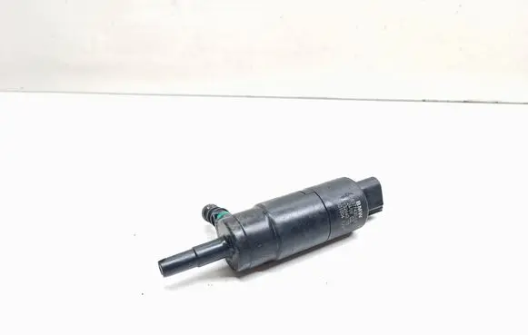 BMW X6 M Headlight washer pump 8377430