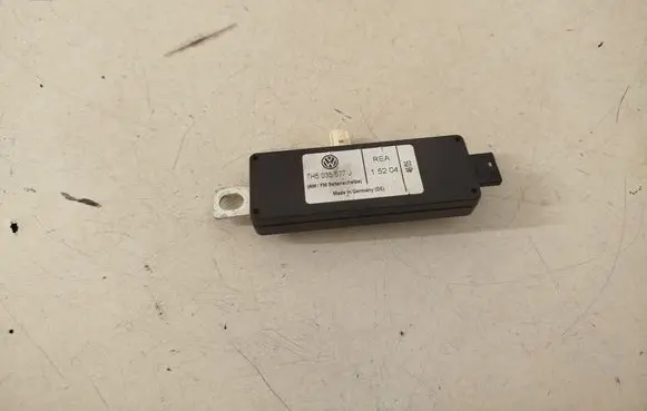 Volkswagen Multivan T5 Aerial antenna amplifier 7H5035577J