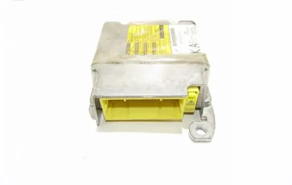 Toyota Avensis T270 Airbag control unit/module 8917005250
