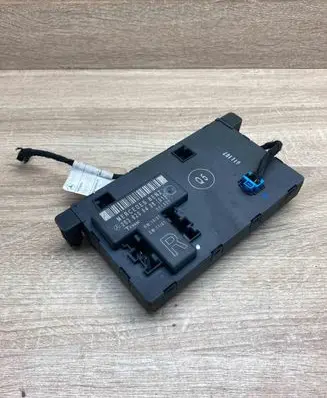 Mercedes-Benz C W203 Door control unit/module 2038206426 351320