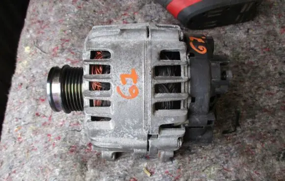 Skoda Fabia Mk1 (6Y) Generator/alternator 059903026KVW