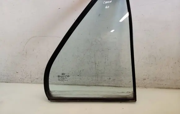 KIA Carens I Rear vent window glass DOT772AS2M435 43R000070 7096MN