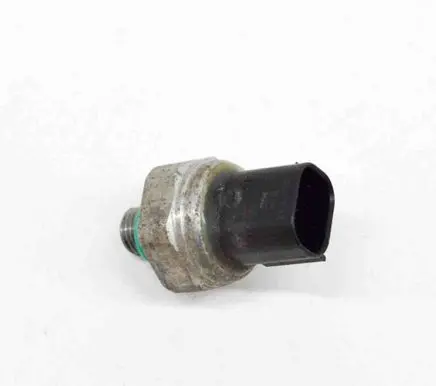 BMW i3 Air conditioning (A/C) pressure sensor 9323658