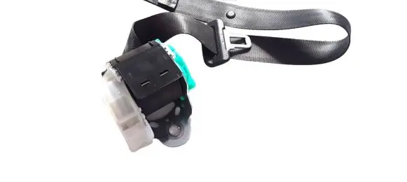 Middle seatbelt (rear)