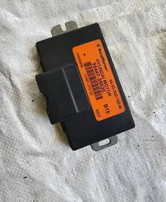 Hyundai Santa Fe Gearbox control unit/module 9544739520 4450000105M TME1210G