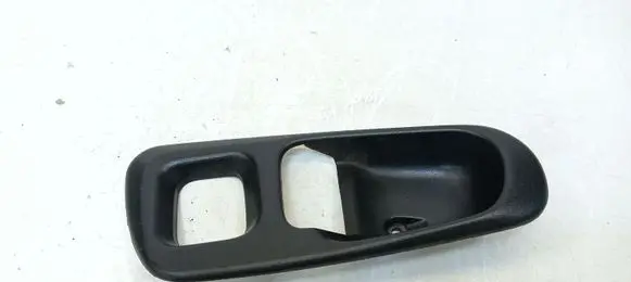 Mitsubishi 3000 GT Front door handle cover 