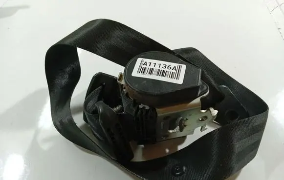 Dacia Sandero Front seatbelt 0406038