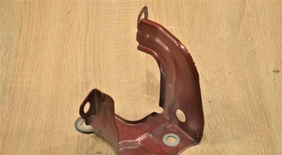 Renault Laguna III Fender mounting bracket