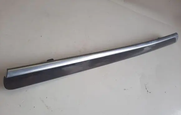 Audi A5 8T 8F Front door trim bar 8T0867410