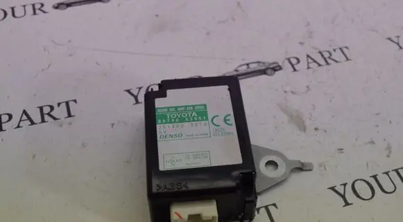 Lexus IS 220D-250-350 Door control unit/module 8974053051