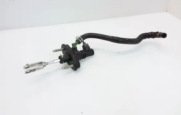 Toyota Avensis T270 Clutch master cylinder 3142002051