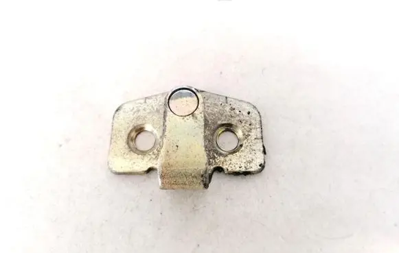 Opel Astra G Front door lock loop/hook striker 