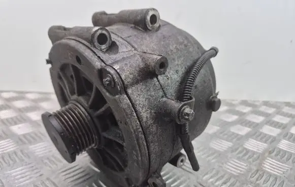 Mercedes-Benz C W203 Generator/alternator A0001501750 01W12 14V190A