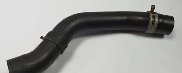 Mazda CX-7 Engine coolant pipe/hose