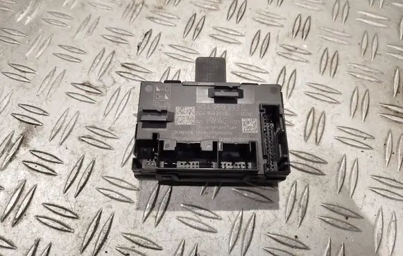 Man TGE 1gen Door control unit/module 5Q4959393E 5Q4959393B A2C7494670400