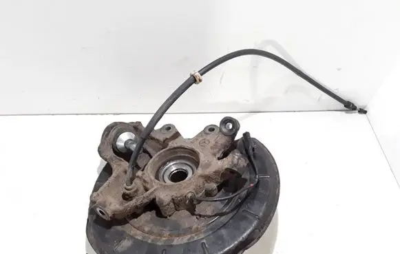 Mercedes-Benz R W251 Rear wheel hub