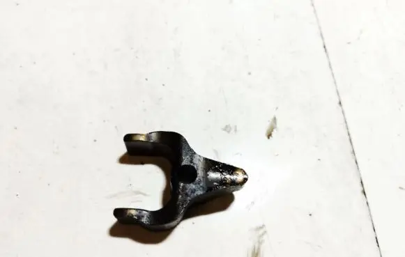 BMW 5 GT F07 Fuel Injector clamp holder