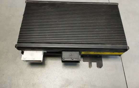 Peugeot 407 Sound amplifier 9653383680